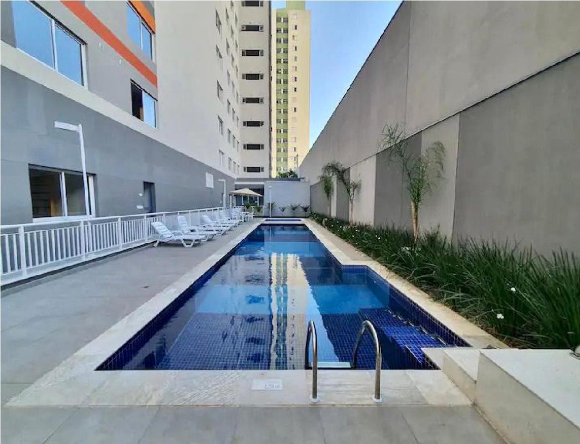 Lindo Apartamento Em Frente Ao Metro Bras ! Appartement São Paulo Buitenkant foto